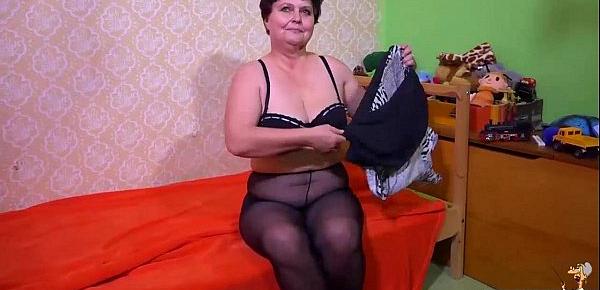  OMAHOTEL Mature BBW grannies striptease compilation